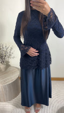 ROBE DENTELLE ET SATINÉE | MARINE