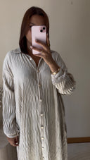 ROBE CHEMISE PLISSÉE LARGE | BEIGE