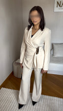 ENSEMBLE TAILLEUR AVEC DORURE I BEIGE