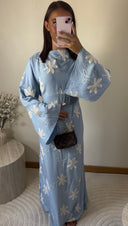 ROBE BRODÉE À MOTIFS | BLEU CIEL