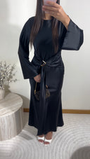 ROBE SATINÉE A BIJOUX | NOIR