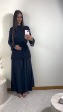 ROBE DENTELLE ET SATINÉE | MARINE