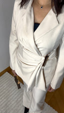 ENSEMBLE TAILLEUR AVEC DORURE I BEIGE