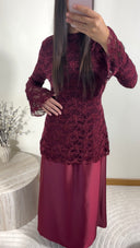 ROBE DENTELLE ET SATINÉE | BORDEAUX