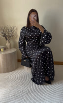 ROBE SATINÉE À POIS I NOIR