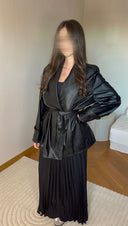 TRENCH EN CUIR NOIR CINTURÉ